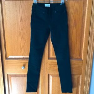 Black Aeropostale jegging. Size XS. Super stretchy.